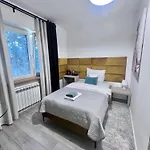 Gasthof Pokoje I Apartamenty Willa Bielany 3*