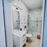 Pensionat Pokoje I Apartamenty Willa Bielany