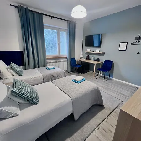 Bielany 招待所 3*