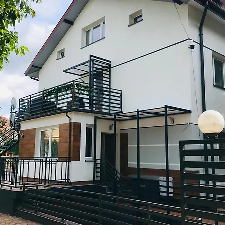 Konukevi Pokoje I Apartamenty Willa Bielany