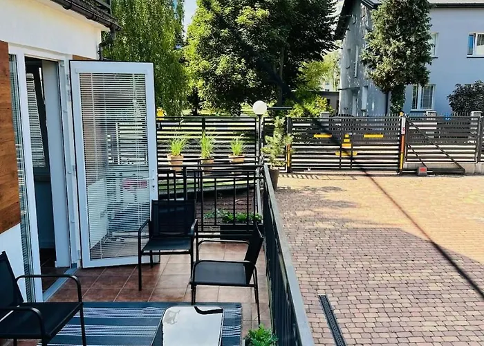 I Z Prywatna Lazienka Bielany 3*