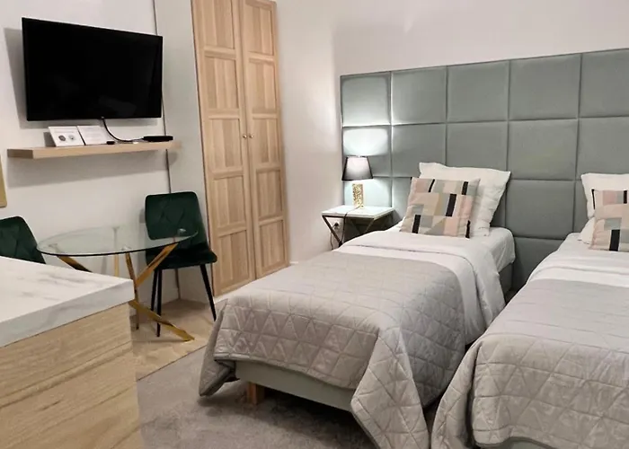 بيت ضيافة I Z Prywatna Lazienka Bielany