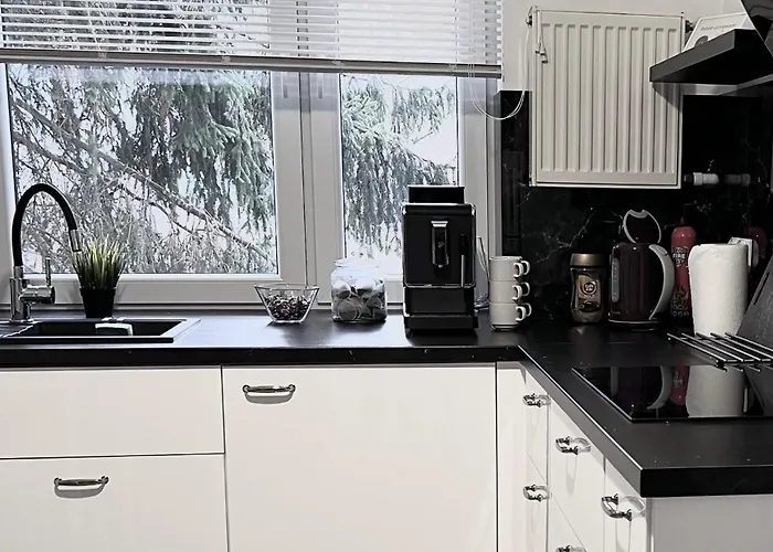 I Z Prywatna Lazienka Bielany وارسو