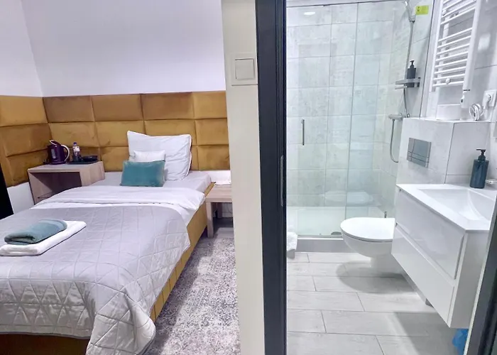 بيت ضيافة I Z Prywatna Lazienka Bielany