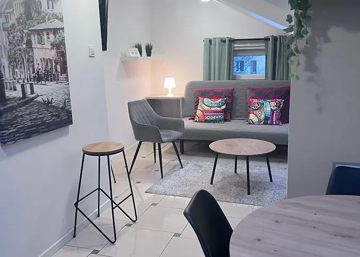 I Z Prywatna Lazienka Bielany بيت ضيافة